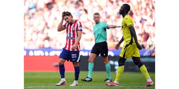 Fans hoffen auf einen Transfer von Julián Álvarez zu Atlético Madrid Fans hoffen auf einen Transfer von Julián Álvarez zu Atlético Madrid